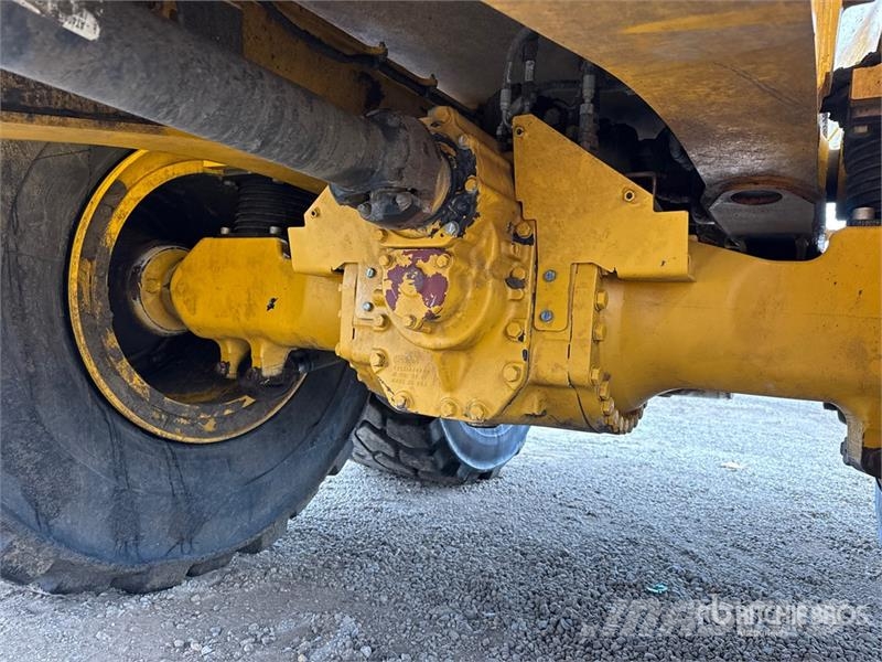 John Deere 460 P-Tier Karjeriniai savivarčiai