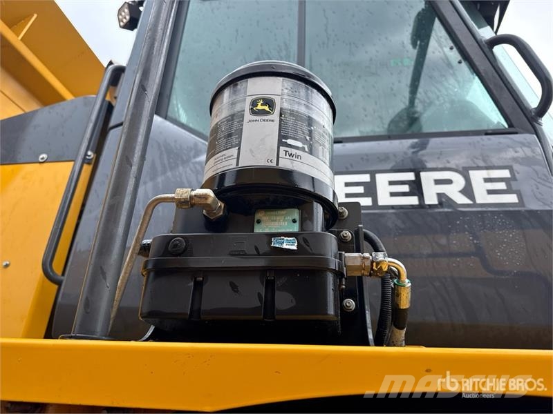 John Deere 460 P-Tier Camiões articulados
