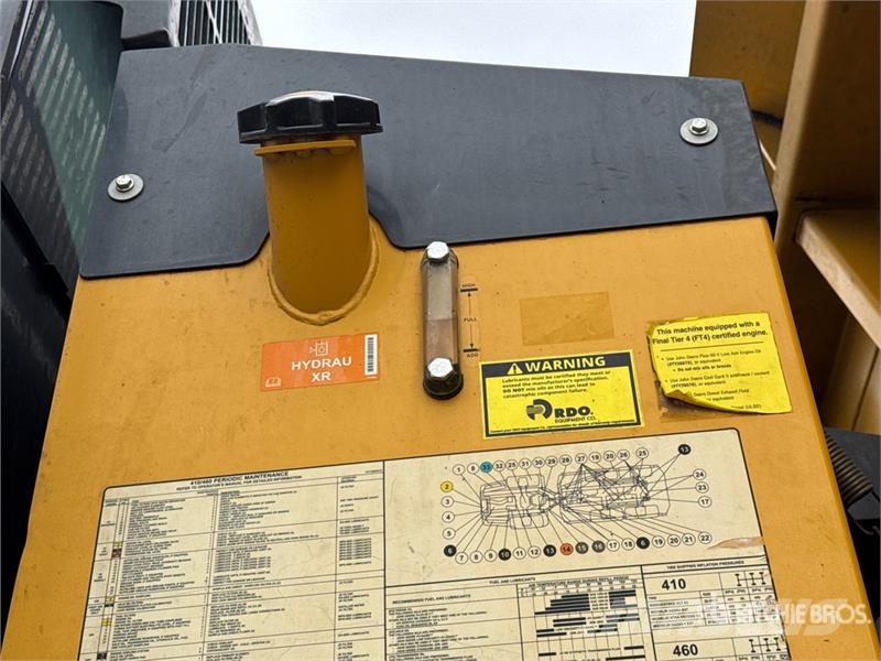 John Deere 460 P-Tier Camiões articulados