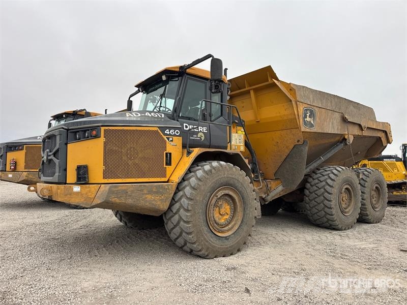John Deere 460 P-Tier 鉸接式起吊車