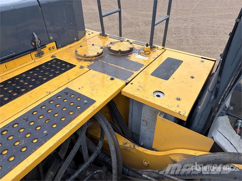 John Deere 470G LC Tracked Excavator Telakaivukoneet