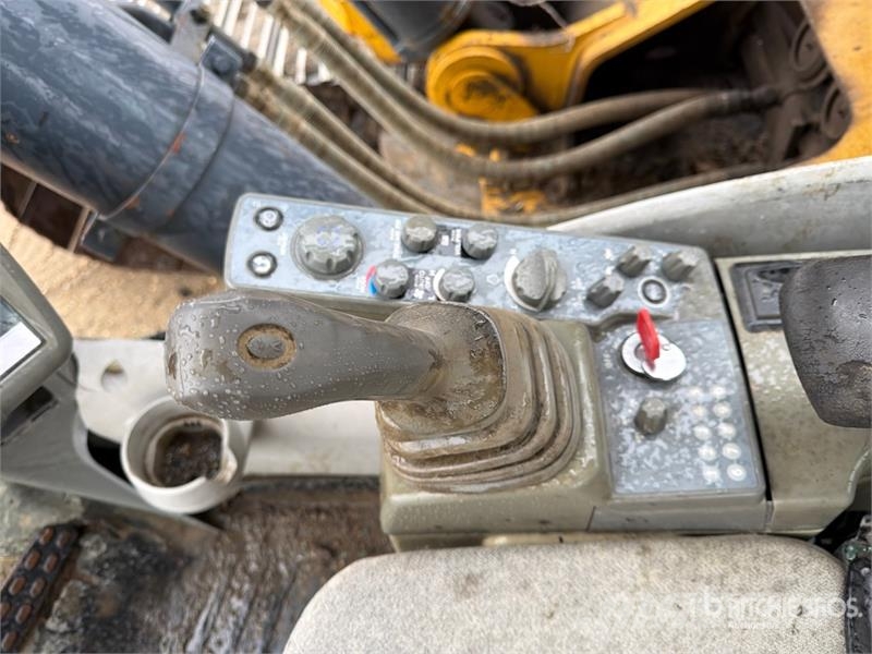 John Deere 470G LC Tracked Excavator Telakaivukoneet