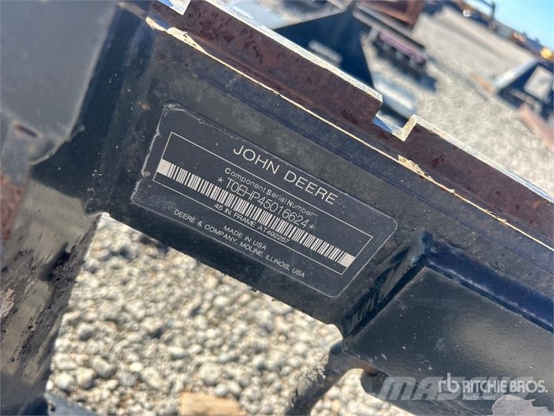 John Deere 48 in Skid Steer Forks Fourche