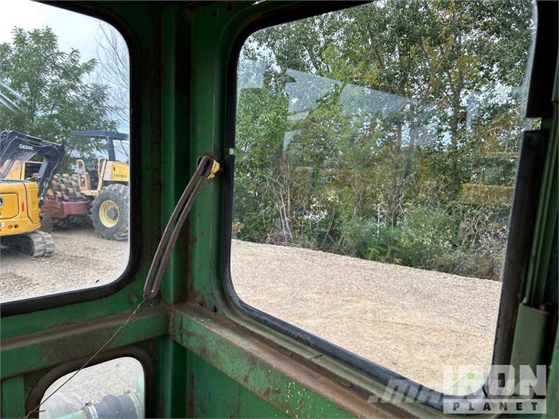 John Deere 5020 2WD Tractor Tractors