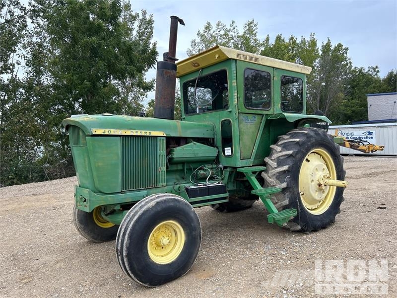John Deere 5020 2WD Tractor Tractors
