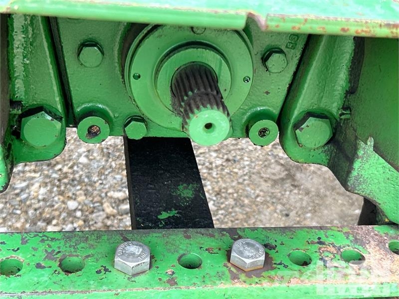 John Deere 5020 2WD Tractor Tractors