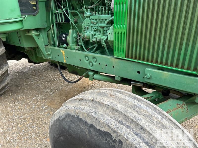 John Deere 5020 2WD Tractor Tractors