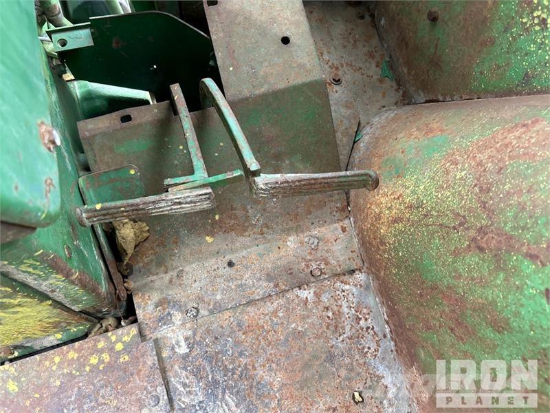 John Deere 5020 2WD Tractor Tractors