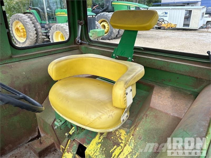 John Deere 5020 2WD Tractor Tractors