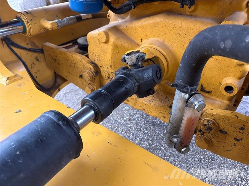 John Deere 524 P-Tier Wielladers