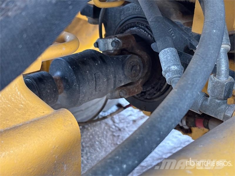 John Deere 524 P-Tier Wielladers