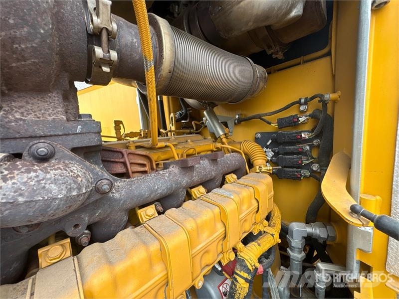 John Deere 524 P-Tier Wielladers