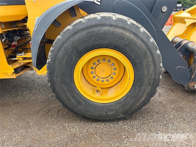 John Deere 524 P-Tier Wielladers