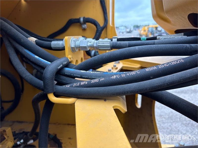John Deere 524 P-Tier Wielladers