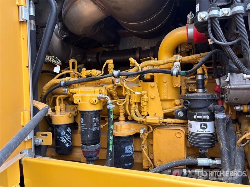 John Deere 524 P-Tier Wielladers