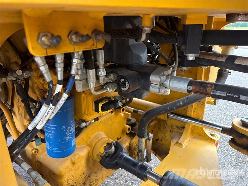 John Deere 524 P-Tier Wielladers