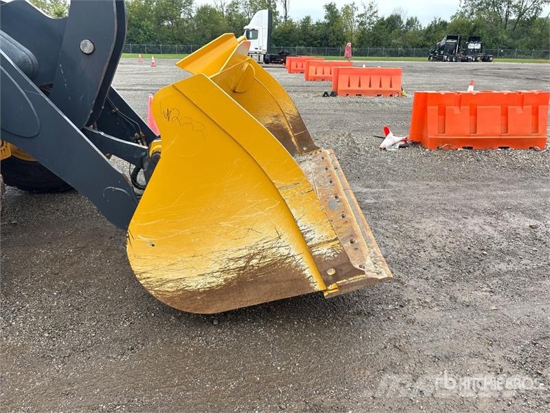 John Deere 524 P-Tier Wielladers