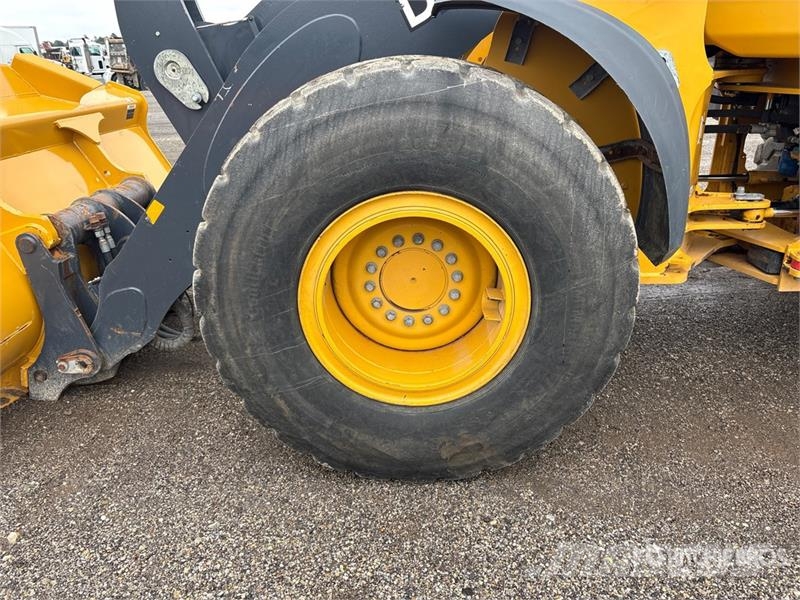 John Deere 524 P-Tier Wielladers