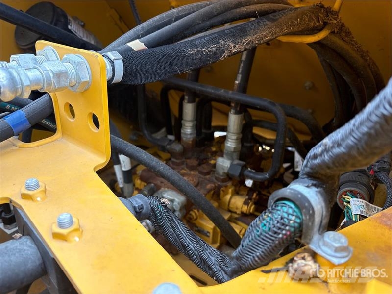 John Deere 524 P-Tier Wielladers