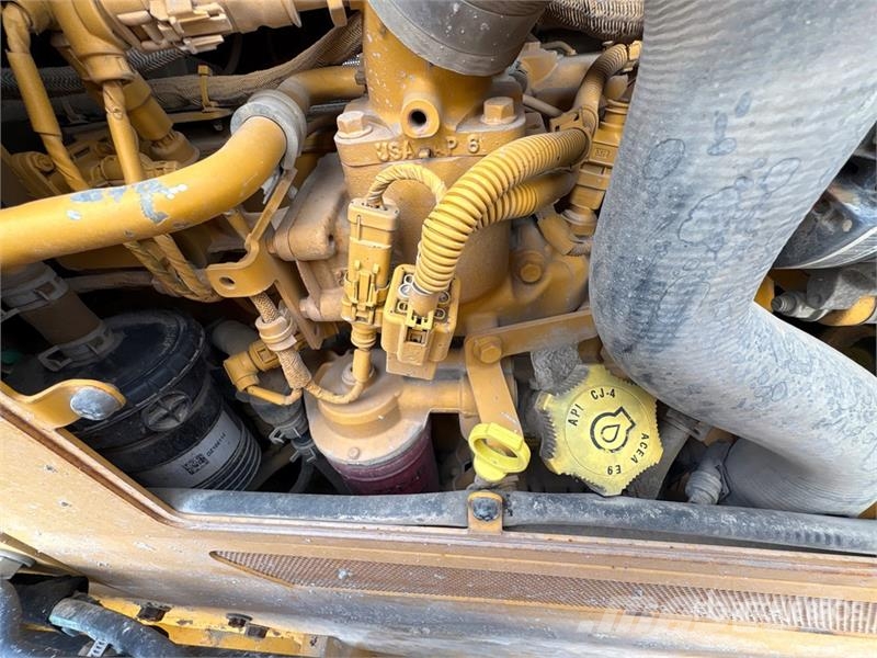 John Deere 550K Crawler Dozer Buldožeri gusjeničari