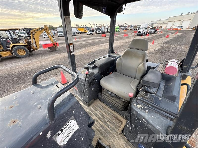 John Deere 550K Crawler Dozer Buldožeri gusjeničari