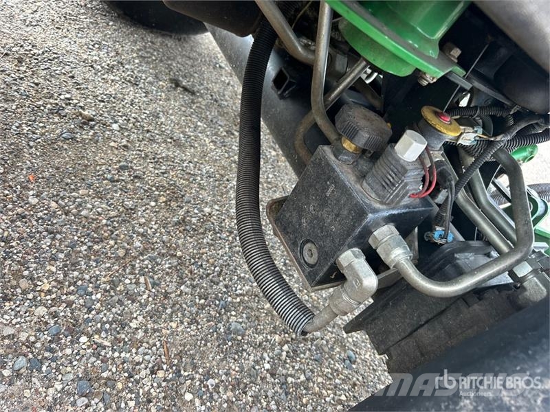 John Deere 6080A Fairway Mower Cortadores de fairway