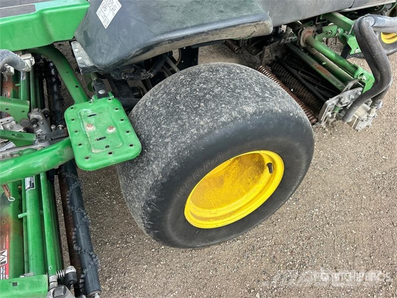 John Deere 6080A Fairway Mower Cortadores de fairway