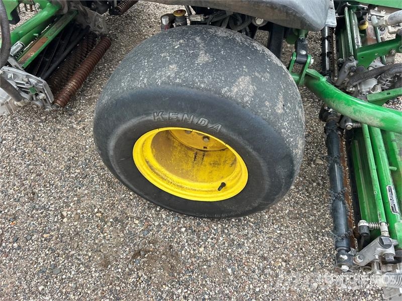 John Deere 6080A Fairway Mower Cortadores de fairway