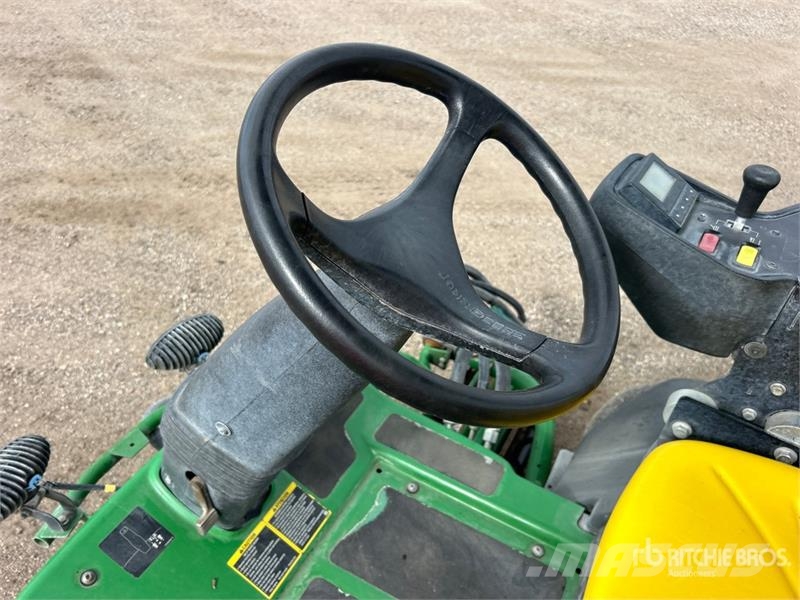 John Deere 6080A Fairway Mower Cortadores de fairway