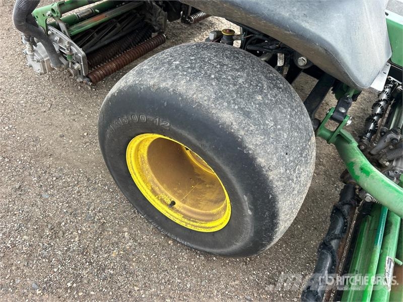 John Deere 6080A Fairway Mower Cortadores de fairway