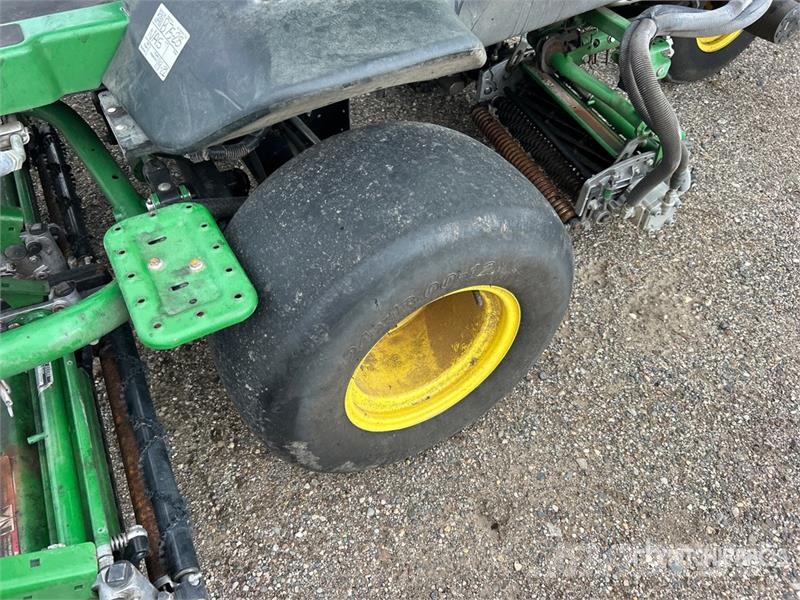 John Deere 6080A Fairway Mower Cortadores de fairway