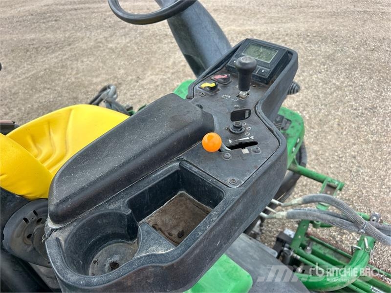 John Deere 6080A Fairway Mower Cortadores de fairway