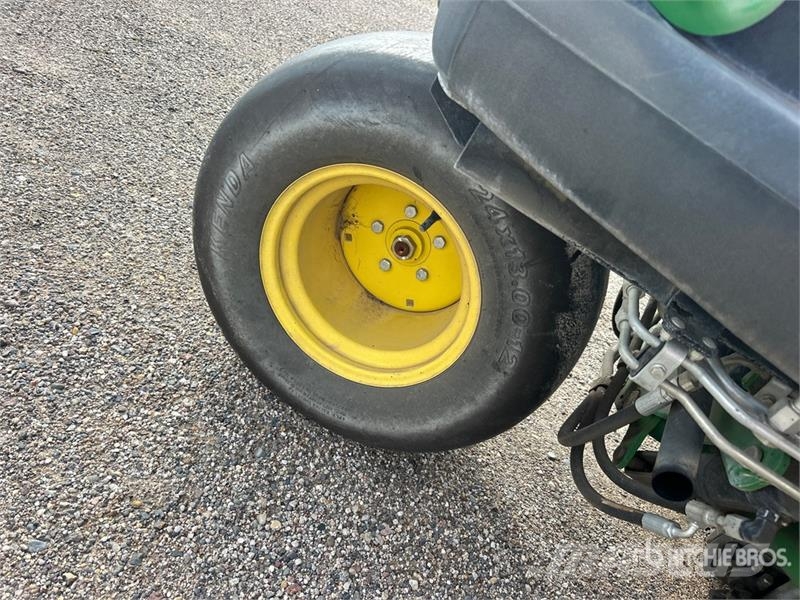 John Deere 6080A Fairway Mower Cortadores de fairway