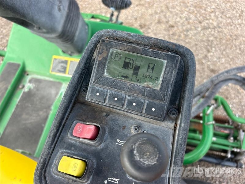 John Deere 6080A Fairway Mower Cortadores de fairway