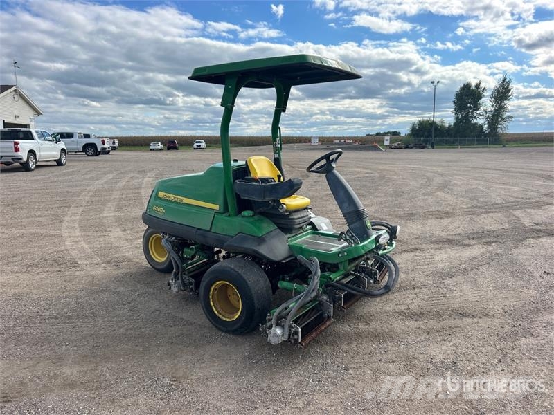John Deere 6080A Fairway Mower Cortadores de fairway