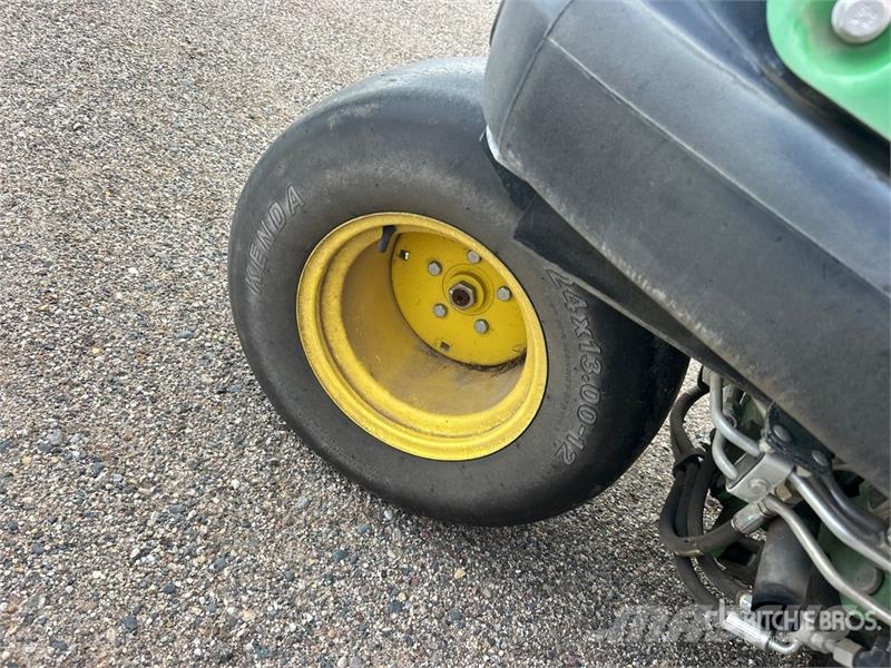 John Deere 6080A Fairway Mower Cortadores de fairway