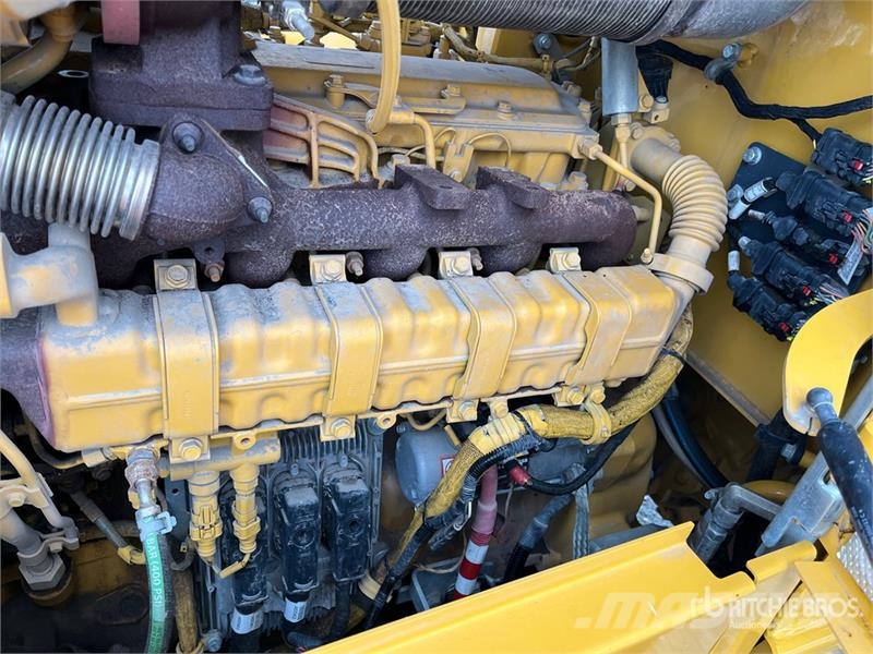 John Deere 624 P-Tier Rataslaadurid