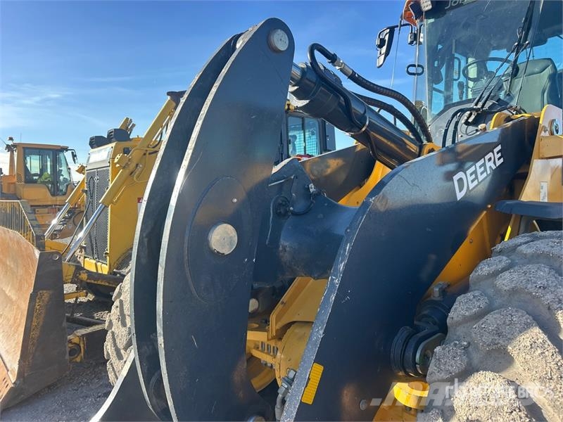 John Deere 644 P-Tier Wheel loaders