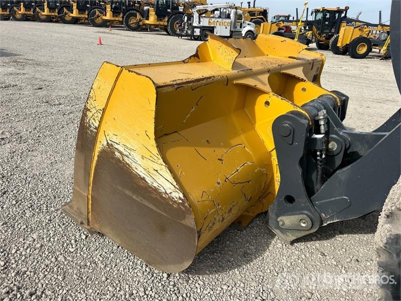 John Deere 644 P-Tier Rataslaadurid
