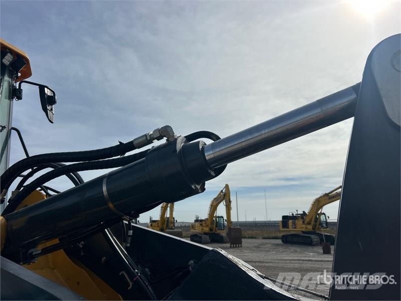 John Deere 644 P-Tier Rataslaadurid