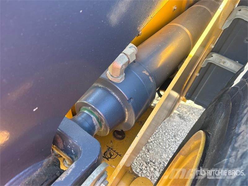 John Deere 644 P-Tier Wheel loaders