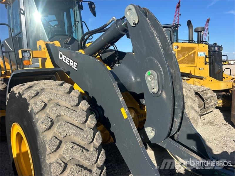 John Deere 644 P-Tier Wheel loaders