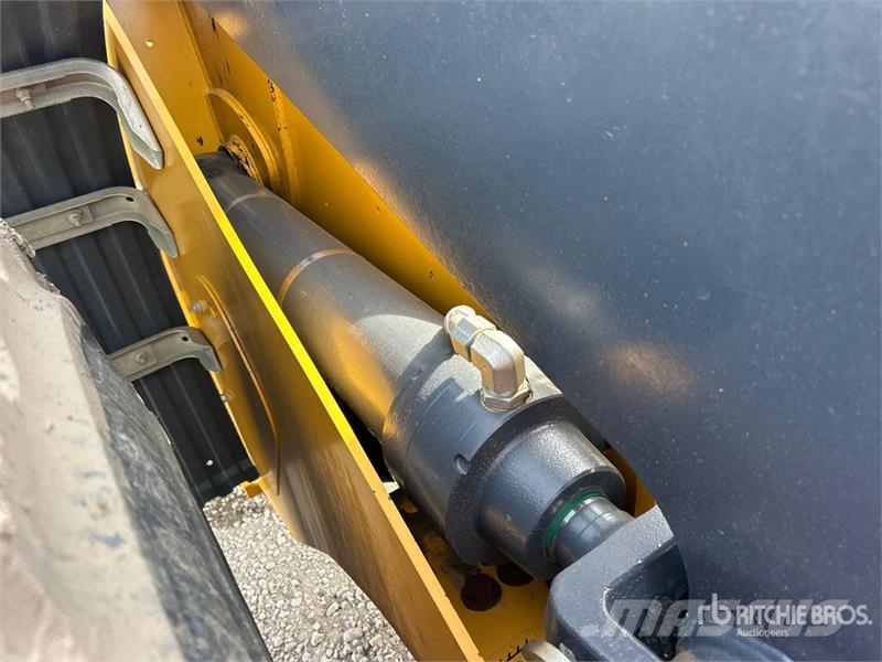 John Deere 644 P-Tier Rataslaadurid