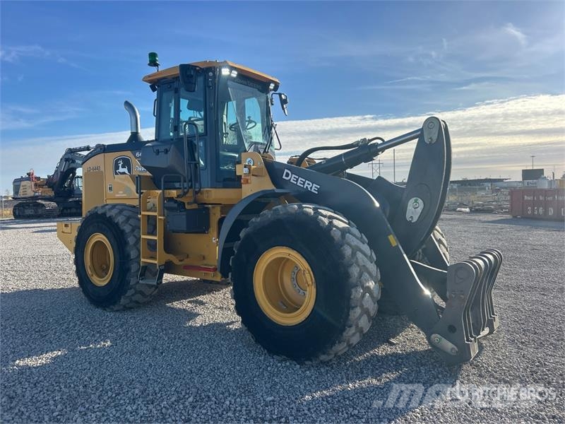 John Deere 644 P-Tier Wheel loaders
