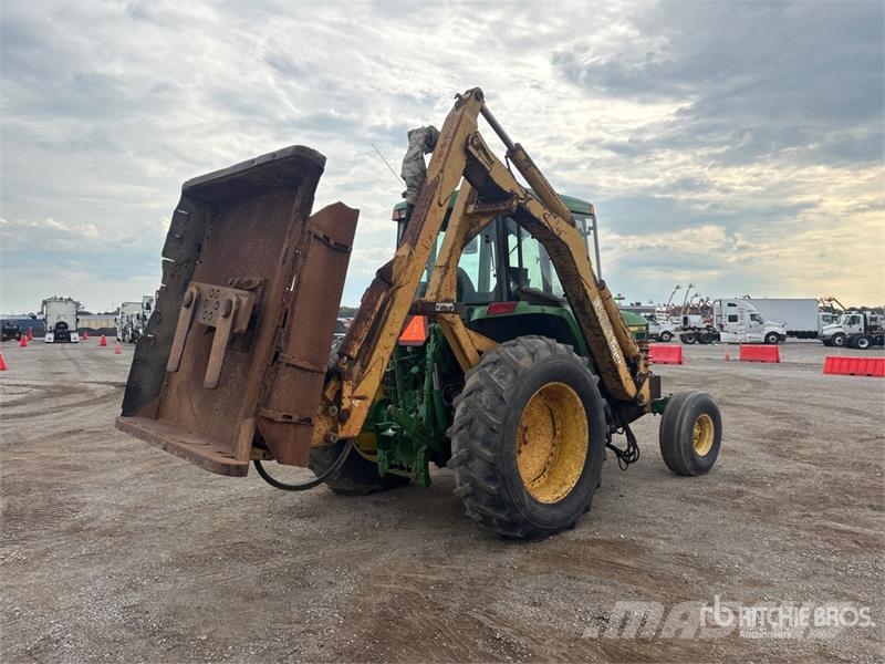 John Deere 7210 拖拉机/农用车