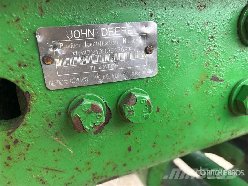 John Deere 7210 拖拉机/农用车