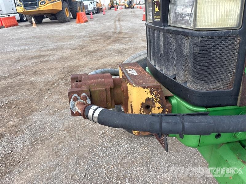 John Deere 7210 4WD Tractor Traktorji