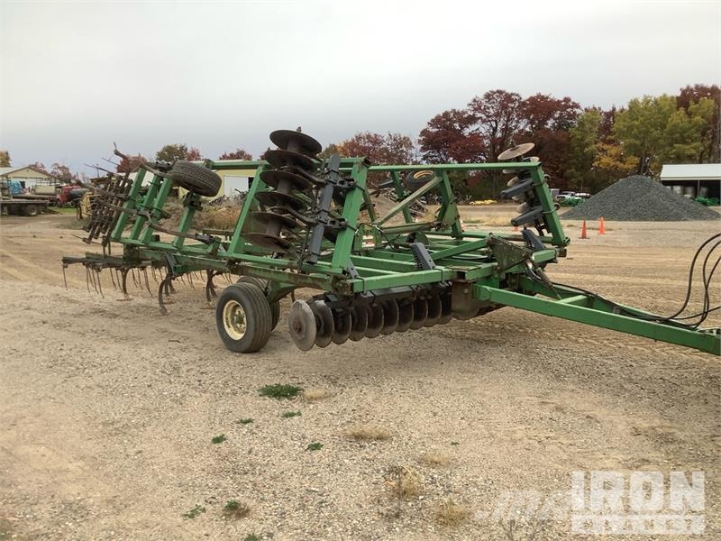 John Deere 724 20 ft Hitch pin Mulch Finisher ماكينات زراعية - غير ذلك