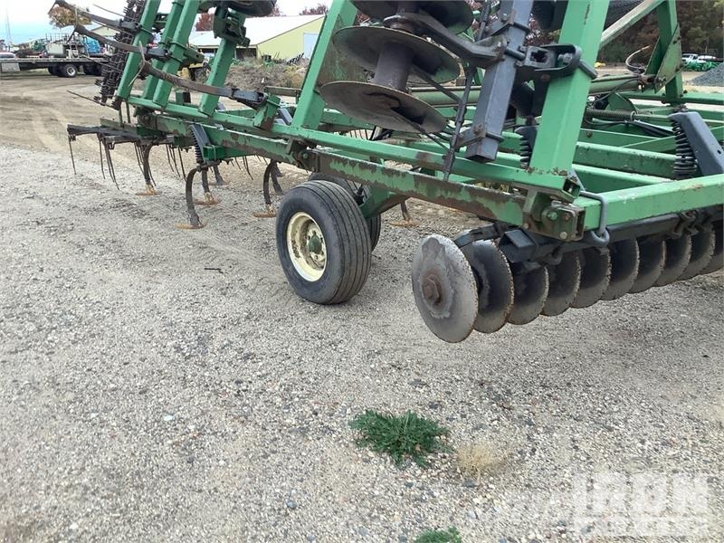 John Deere 724 20 ft Hitch pin Mulch Finisher ماكينات زراعية - غير ذلك