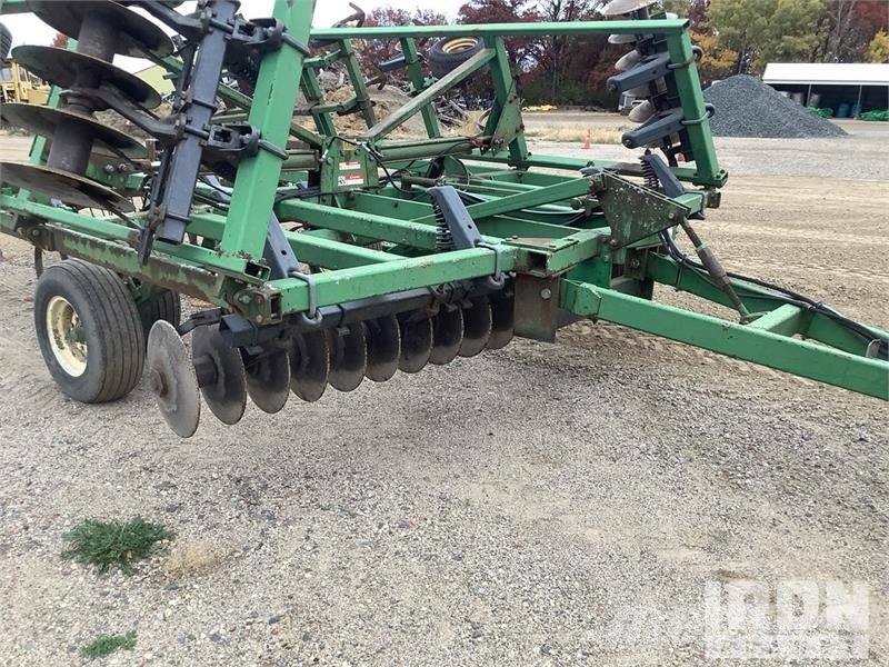 John Deere 724 20 ft Hitch pin Mulch Finisher ماكينات زراعية - غير ذلك